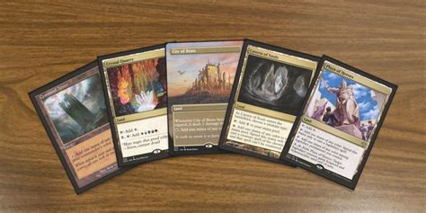 how many land in 40 card deck|How should I determine how many lands of each different color to put in.
